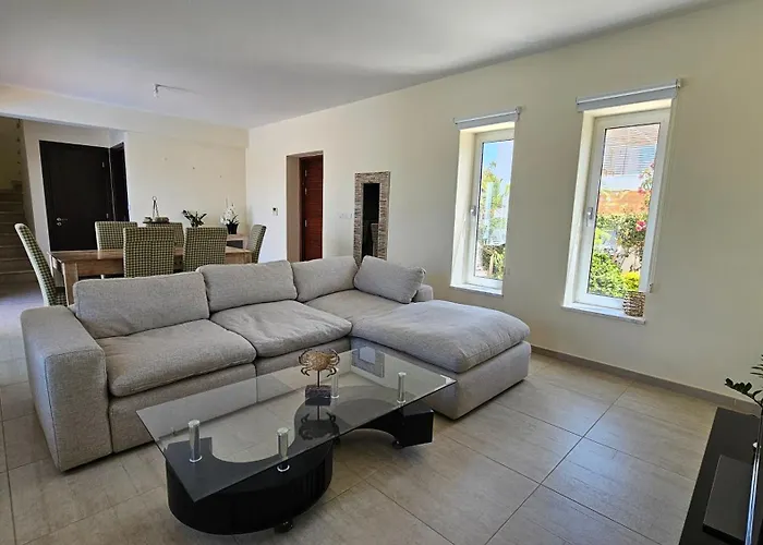 Akti 3 Bed Villa Paphos