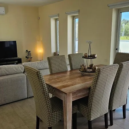 Akti 3 Bed Villa *