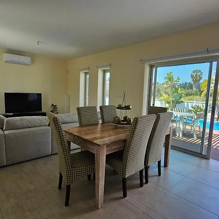 Akti 3 Bed Villa *